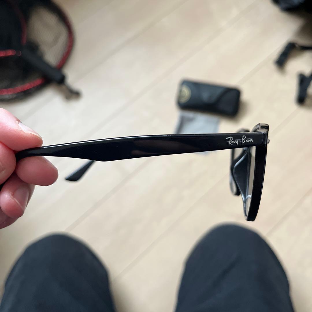 Ray-Ban ラウンド型サングラス ブラック