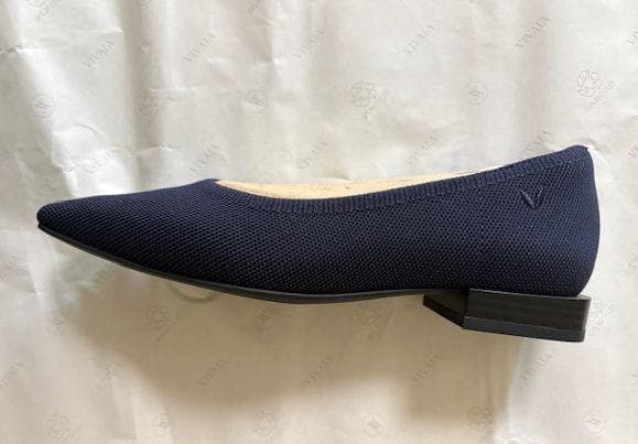 VIVAIA スクエアトゥ フラットシューズ