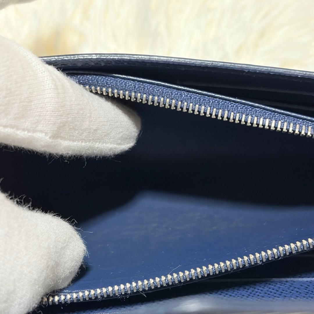 美品　ルイヴィトン　ポルトフォイユ エピ エミリー　ネイビー　長財布