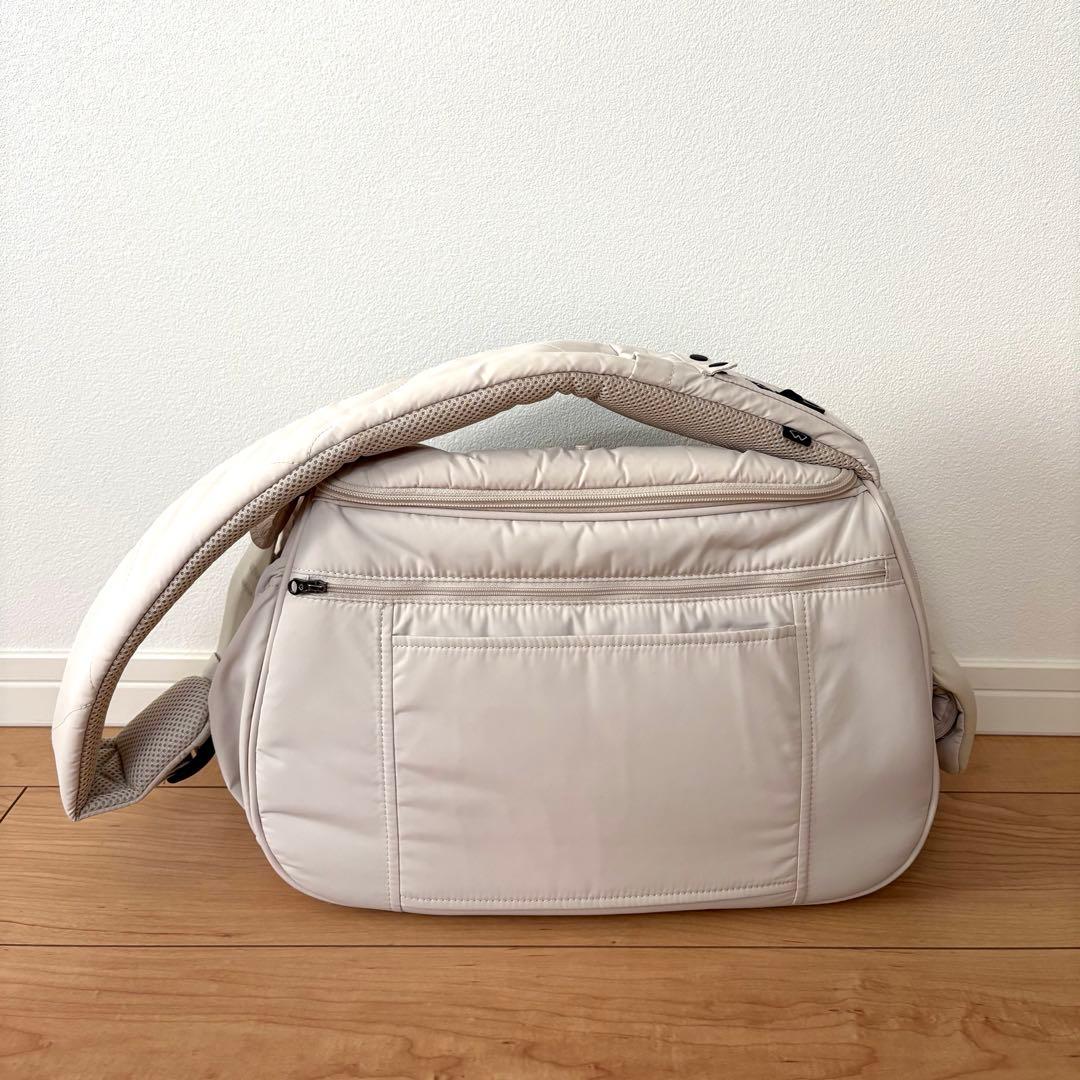 SSOOOK SLINGBAG(V.スマート、バッグが左)