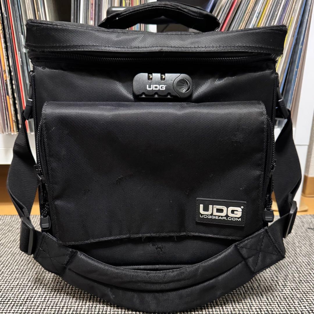 UDG ブラック レコードバッグ