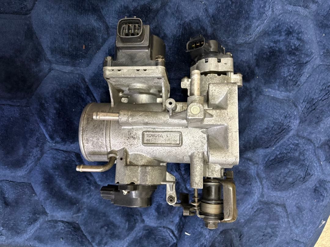 1J JZX100 1JZ-GTE スロットルボディ　サブスロ有り