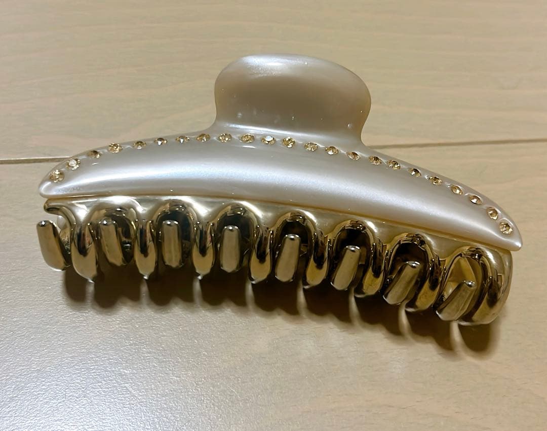 acca　ティアラクイーン　クリップ　大　ベージュ　L